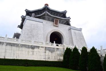 Chiang Kai-shek Memorial Hall! Beneath this is a museum dedicated to Chiang Kai-shek's life, which is super interesting and definitely worth a visit.